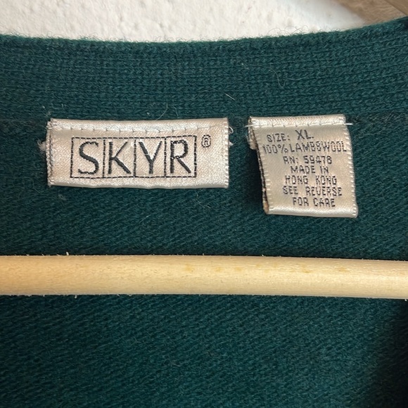 Vintage SKYR 100% lambswool Forrest Green Cardigan - Picture 2 of 4
